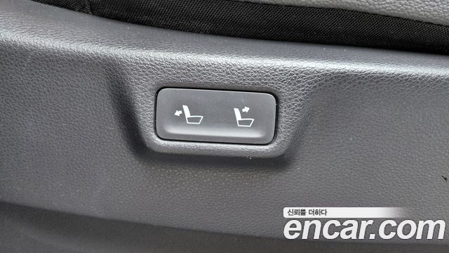 Kia Canival 2023 — photo 24