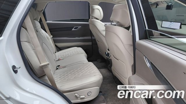 Genesis GV80 2023 — photo 17