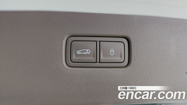 Genesis GV80 2023 — photo 23