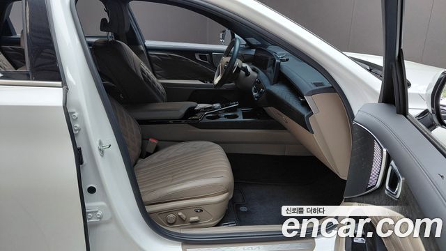 Kia K8 2023 — photo 16