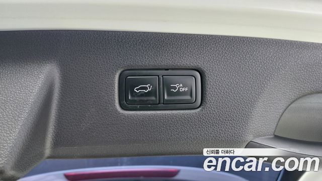 Kia Canival 2023 — photo 22