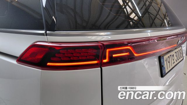 Kia Canival 2023 — photo 9