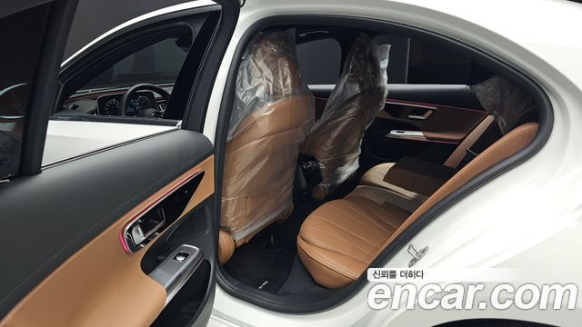 Mercedes-Benz E-Class 2026 — photo 18