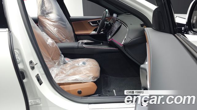 Mercedes-Benz E-Class 2026 — photo 16