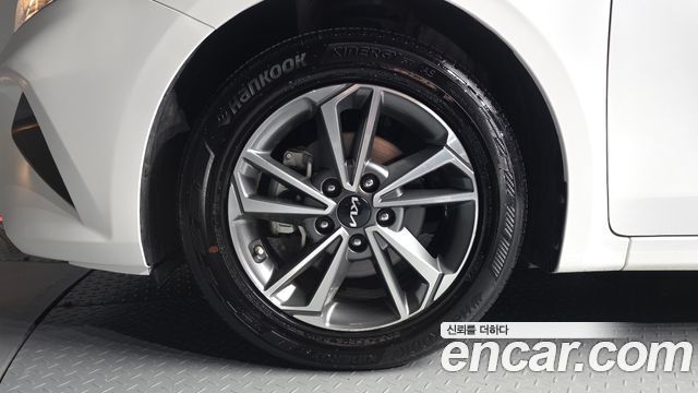 Kia K3 2022 — photo 5