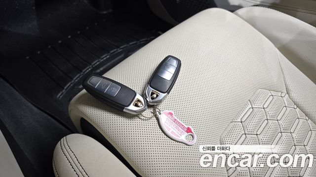 Lamborghini Urus 2020 — photo 21