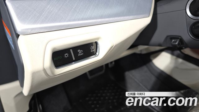 Lamborghini Urus 2020 — photo 27