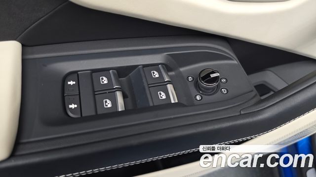 Lamborghini Urus 2020 — photo 30
