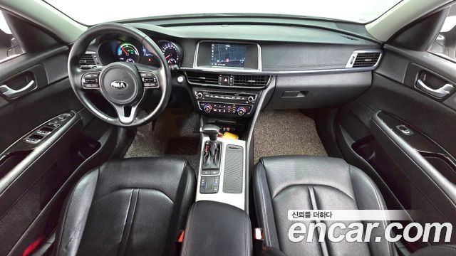 Kia K5 2017 — photo 7