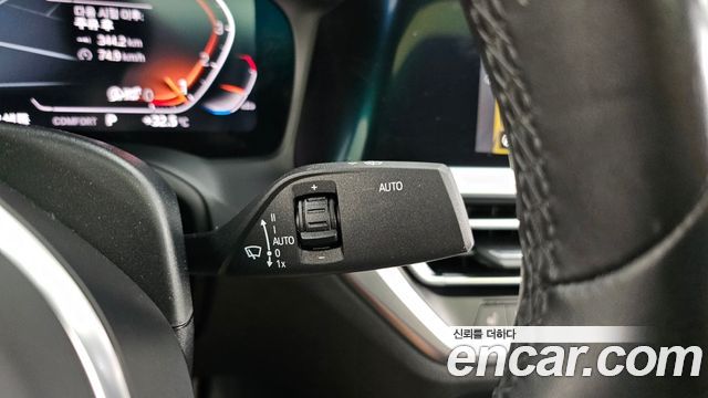 BMW 3-Series 2020 — photo 25