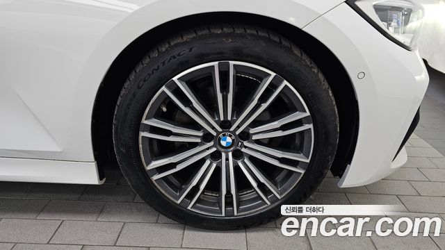 BMW 3-Series 2020 — photo 7