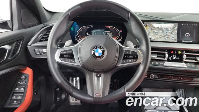 BMW 1-Series 2021 — photo 19