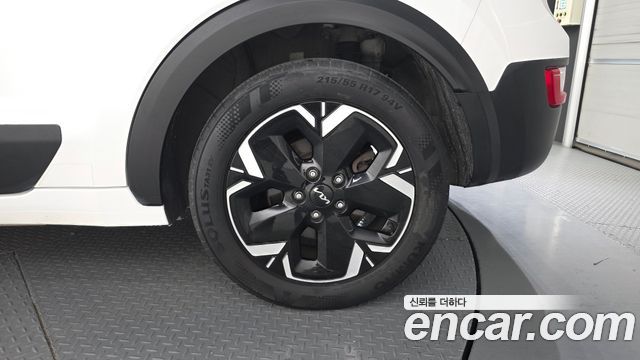 Kia Niro 2023 — photo 7