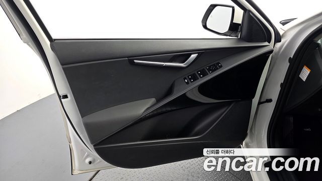 Kia Niro 2023 — photo 14