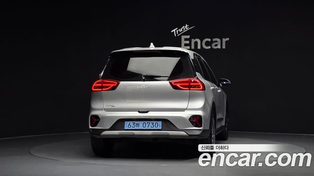 Kia Niro 2023 — photo 4