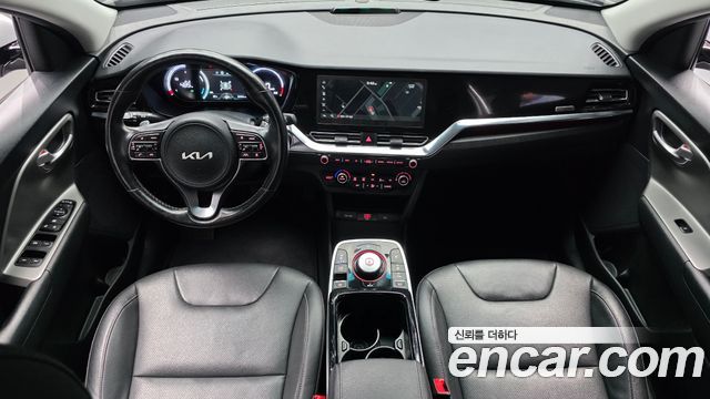 Kia Niro 2023 — photo 10