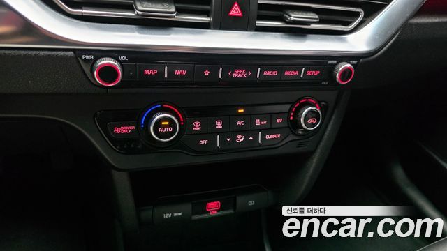 Kia Niro 2023 — photo 23