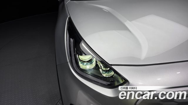 Kia Niro 2023 — photo 8