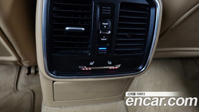 Porsche Macan 2015 — photo 19