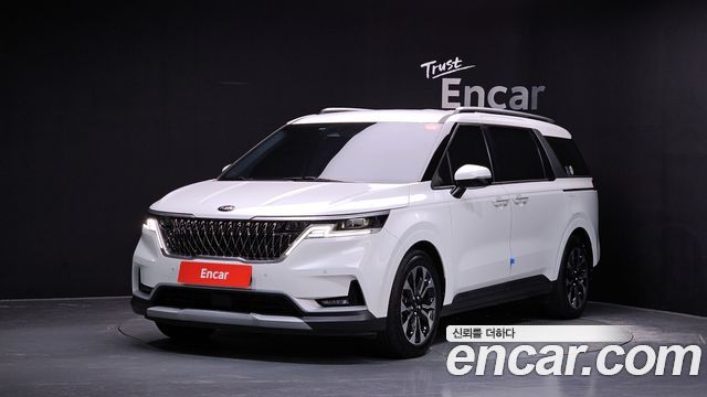 Kia Canival 2021 — photo 1