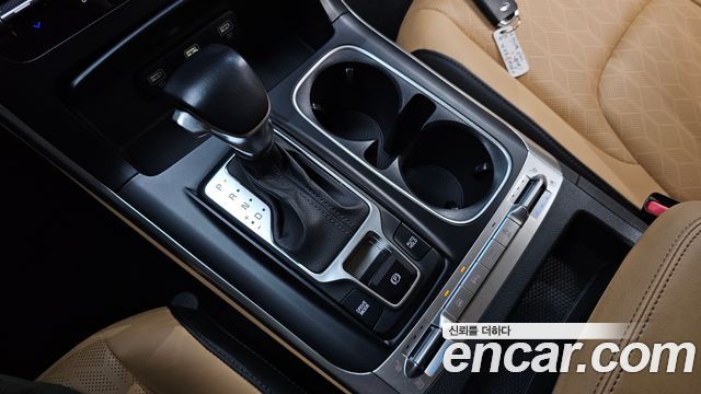 Kia Canival 2021 — photo 9