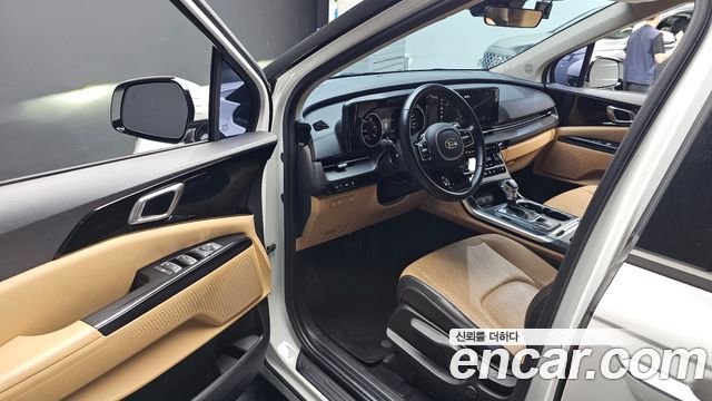 Kia Canival 2021 — photo 10