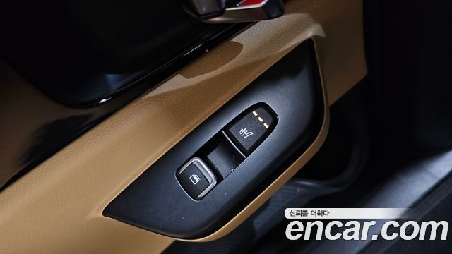 Kia Canival 2021 — photo 18