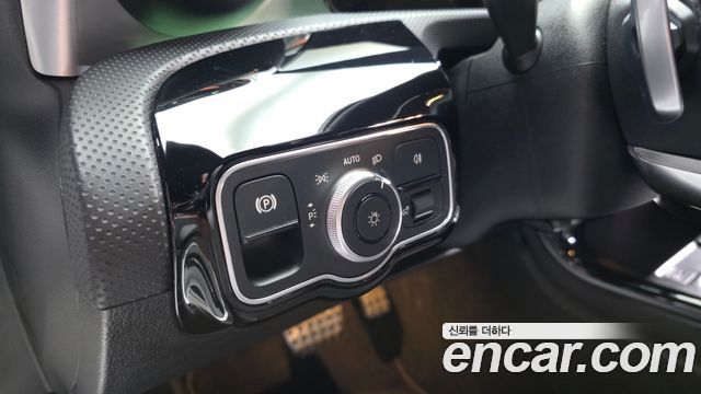 Mercedes-Benz CLA-Class 2023 — photo 27