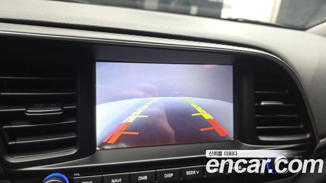 Hyundai AVANTE 2019 — photo 22
