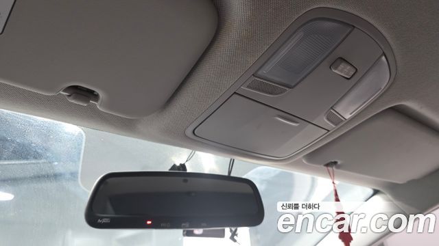 Hyundai AVANTE 2019 — photo 24