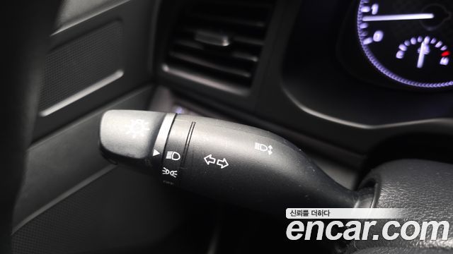 Hyundai AVANTE 2019 — photo 25