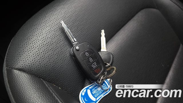 Hyundai AVANTE 2019 — photo 26