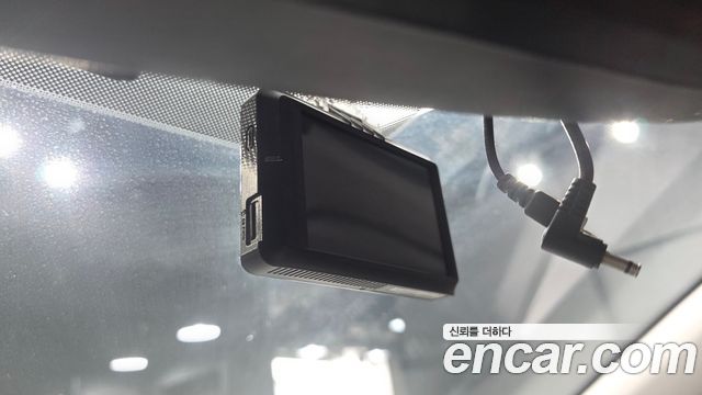 Hyundai AVANTE 2019 — photo 32