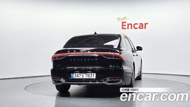 Hyundai Grandeur 2023 — photo 4