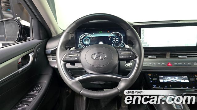 Hyundai Grandeur 2023 — photo 13