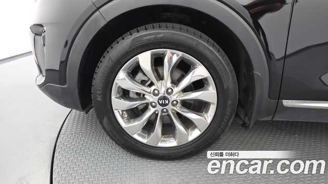 Kia Sorento 2018 — photo 5