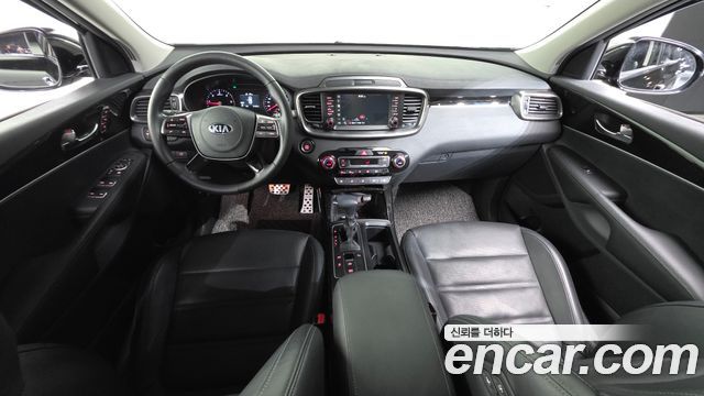 Kia Sorento 2018 — photo 10
