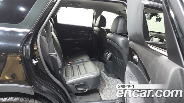 Kia Sorento 2018 — photo 18