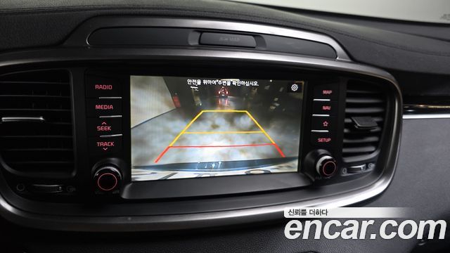 Kia Sorento 2018 — photo 21