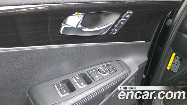 Kia Sorento 2018 — photo 28