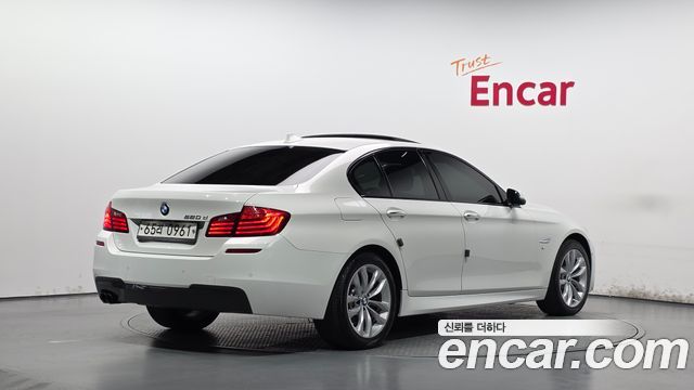 BMW 5-Series 2016 — photo 2