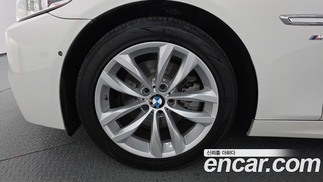 BMW 5-Series 2016 — photo 5