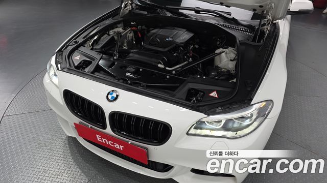 BMW 5-Series 2016 — photo 6