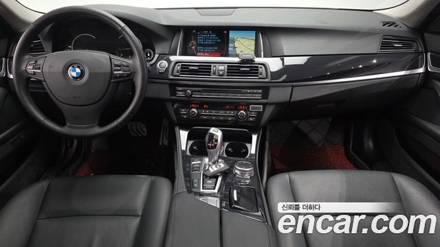 BMW 5-Series 2016 — photo 7