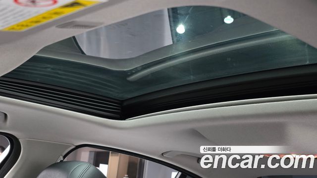 BMW 5-Series 2016 — photo 19
