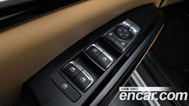 Kia Canival 2023 — photo 29