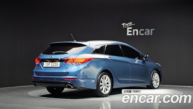 Hyundai i40 2012 — photo 2