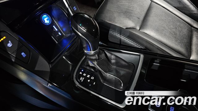 Hyundai i40 2012 — photo 9