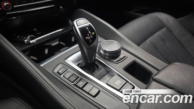 BMW X6 2019 — photo 9