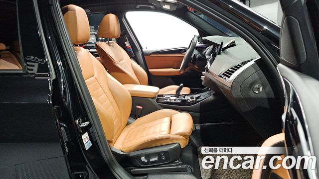 BMW X3 2019 — photo 18